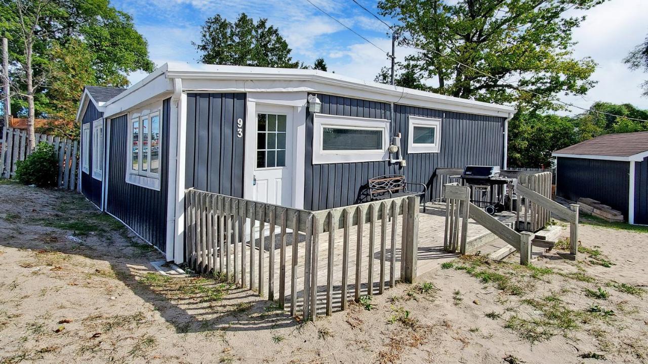 Main Beach River Retreat - Wasaga Beach 1 - Main Strip - 93 Mosley St Ngoại thất bức ảnh