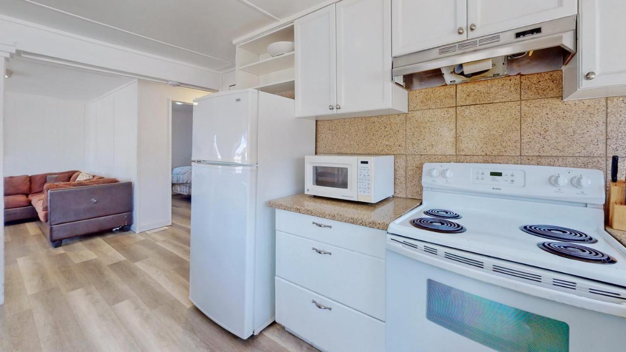 Main Beach River Retreat - Wasaga Beach 1 - Main Strip - 93 Mosley St Ngoại thất bức ảnh