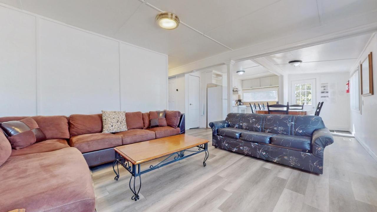 Main Beach River Retreat - Wasaga Beach 1 - Main Strip - 93 Mosley St Ngoại thất bức ảnh